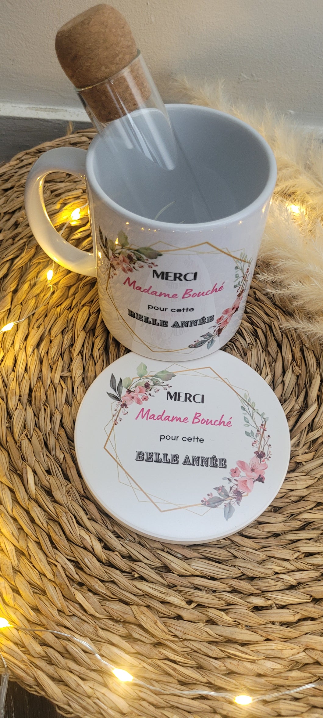 Coffret mug, sous tasse & fiole à personnaliser.